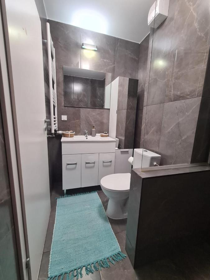 Christopher Apartment Oradea Exterior photo