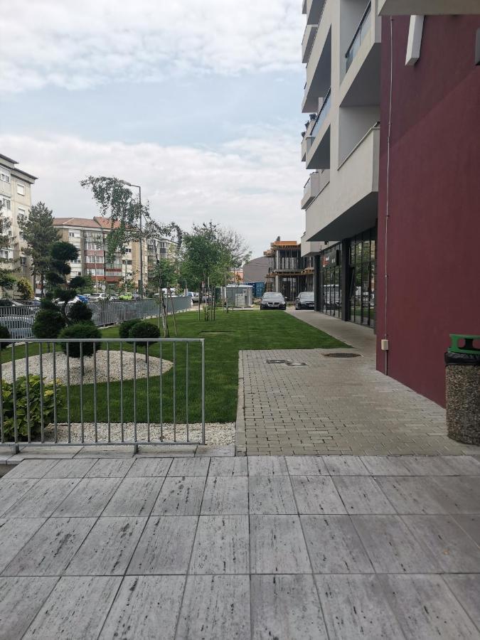 Christopher Apartment Oradea Exterior photo