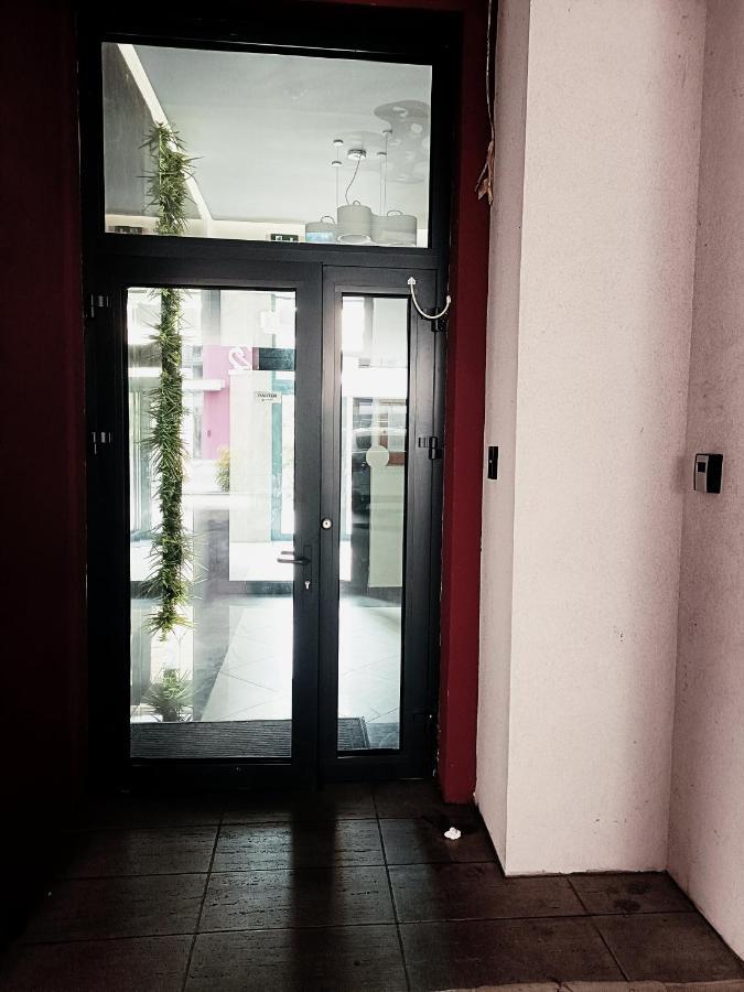 Christopher Apartment Oradea Exterior photo